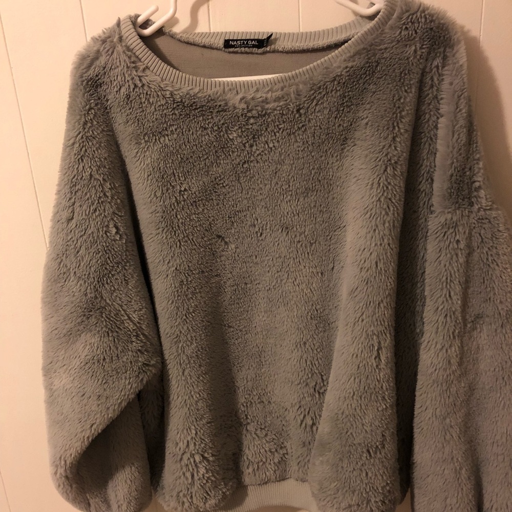 Soft and fuzzy teddy bear pullover by Nasty Gal!